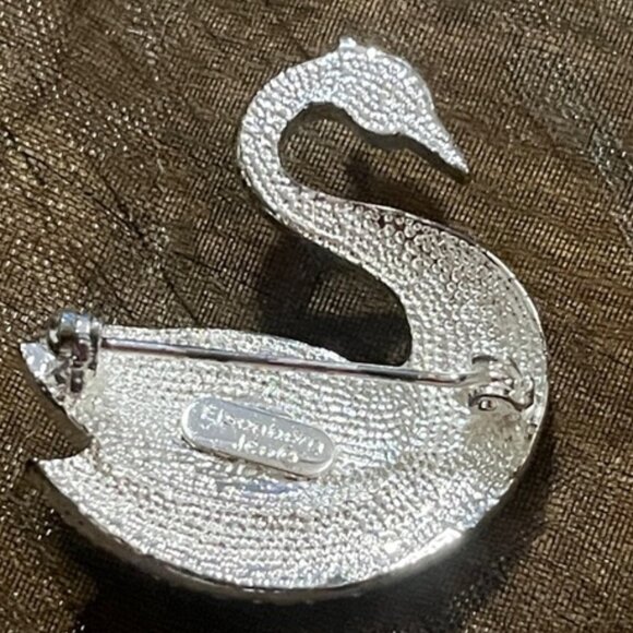 Sparkling Silver Crystal Swan Brooch - Picture 3 of 4